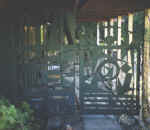 gate-outside.jpg (54714 bytes)
